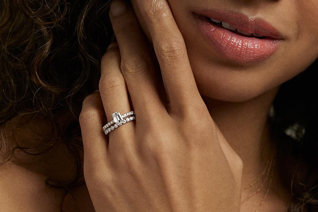 Buying Engagement Rings Online vs In Store