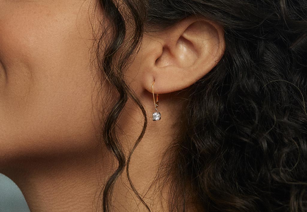 Why Diamonds are the Best Mother’s Day Gift
