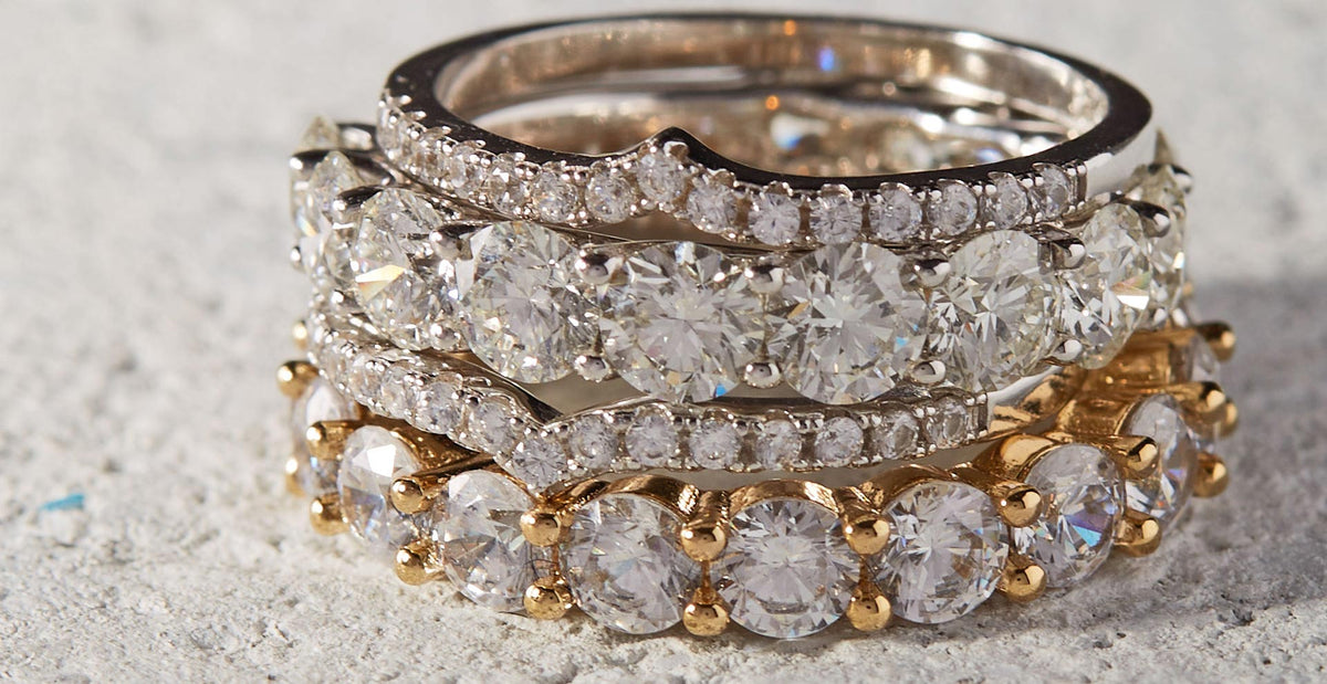 Yellow Gold vs White Gold Similarities & Differences