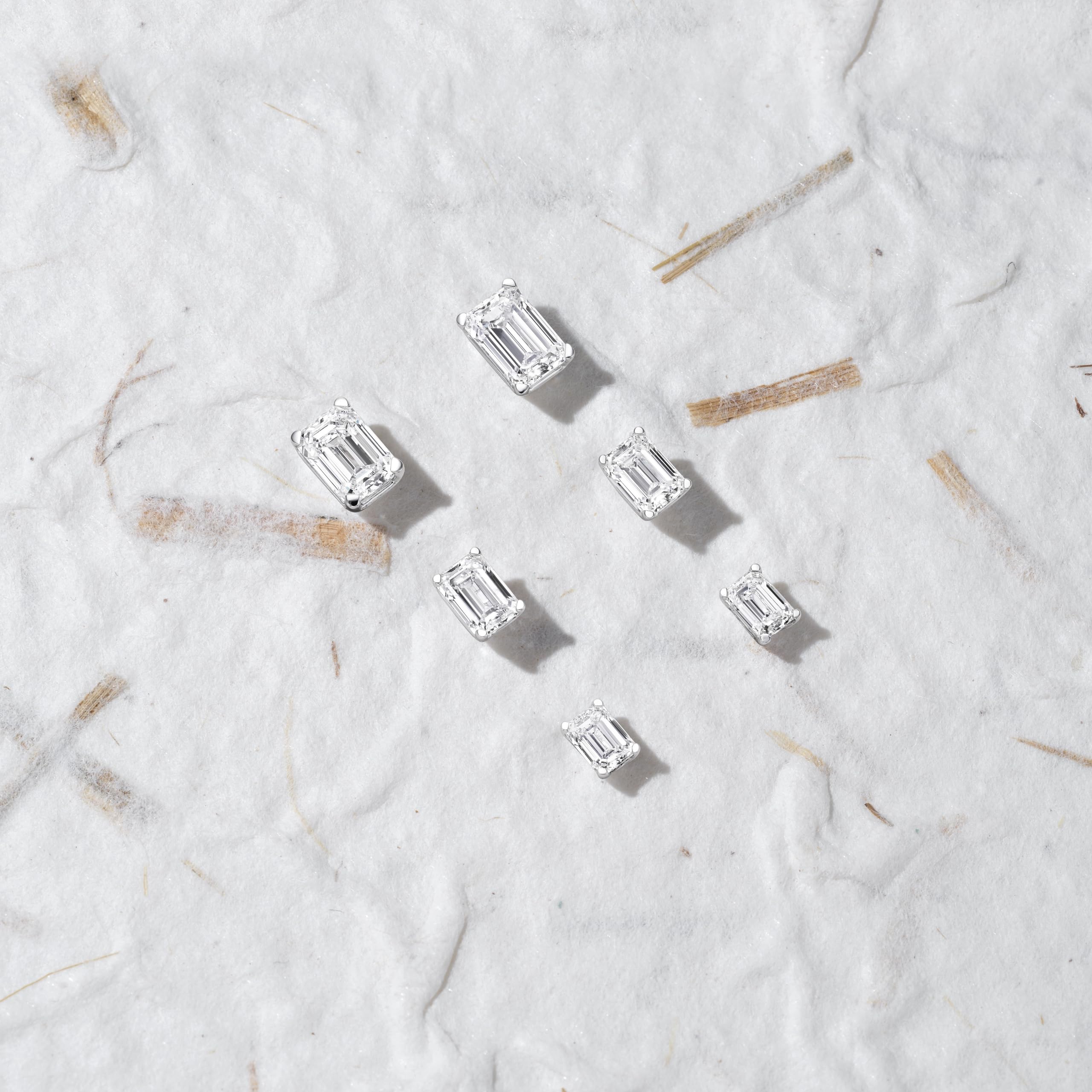 Carbon Atelier IGI Certified Lab Grown Diamond Stud Earrings Set