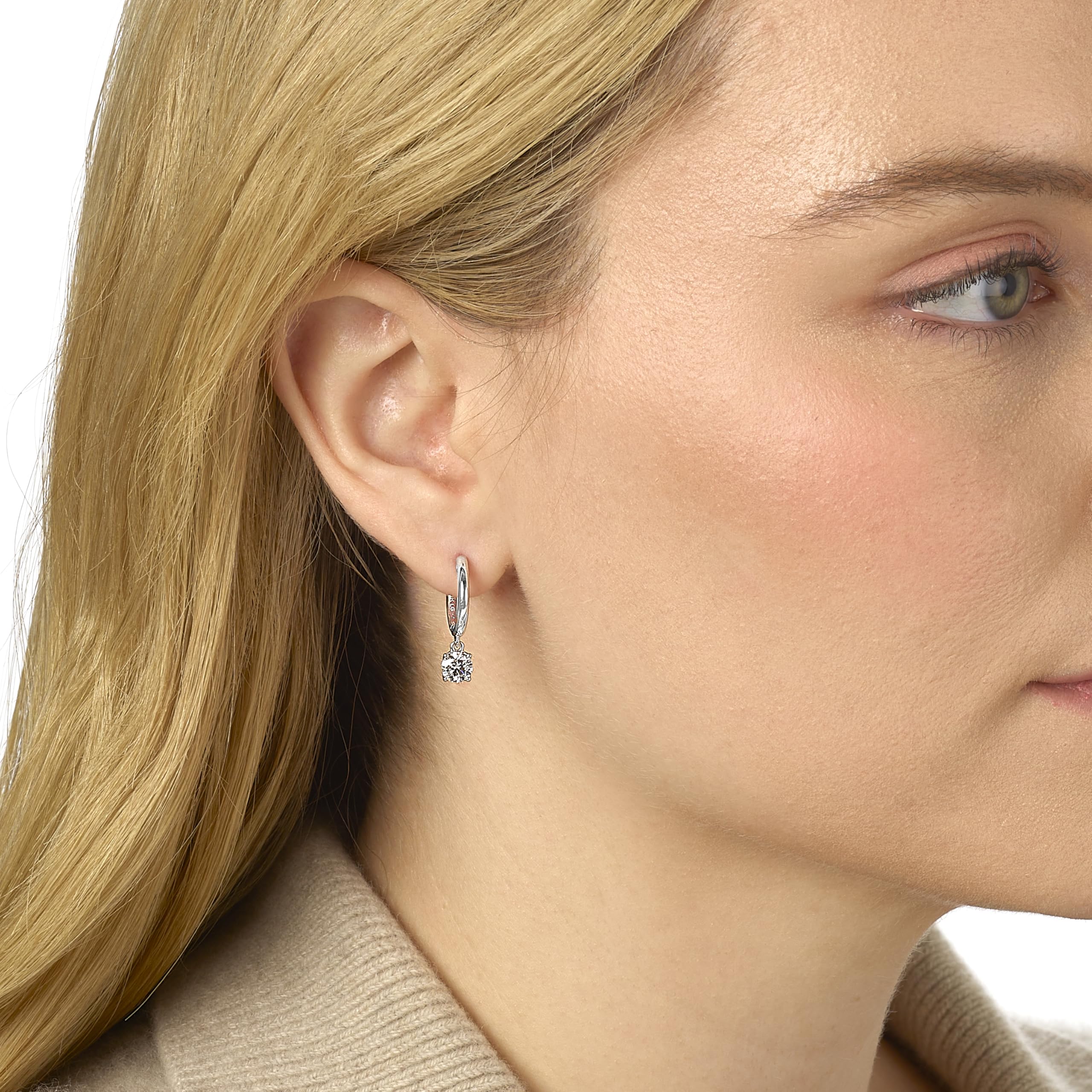 Carbon Atelier IGI Lab Grown Diamond Huggie Hoop Earrings Luxury