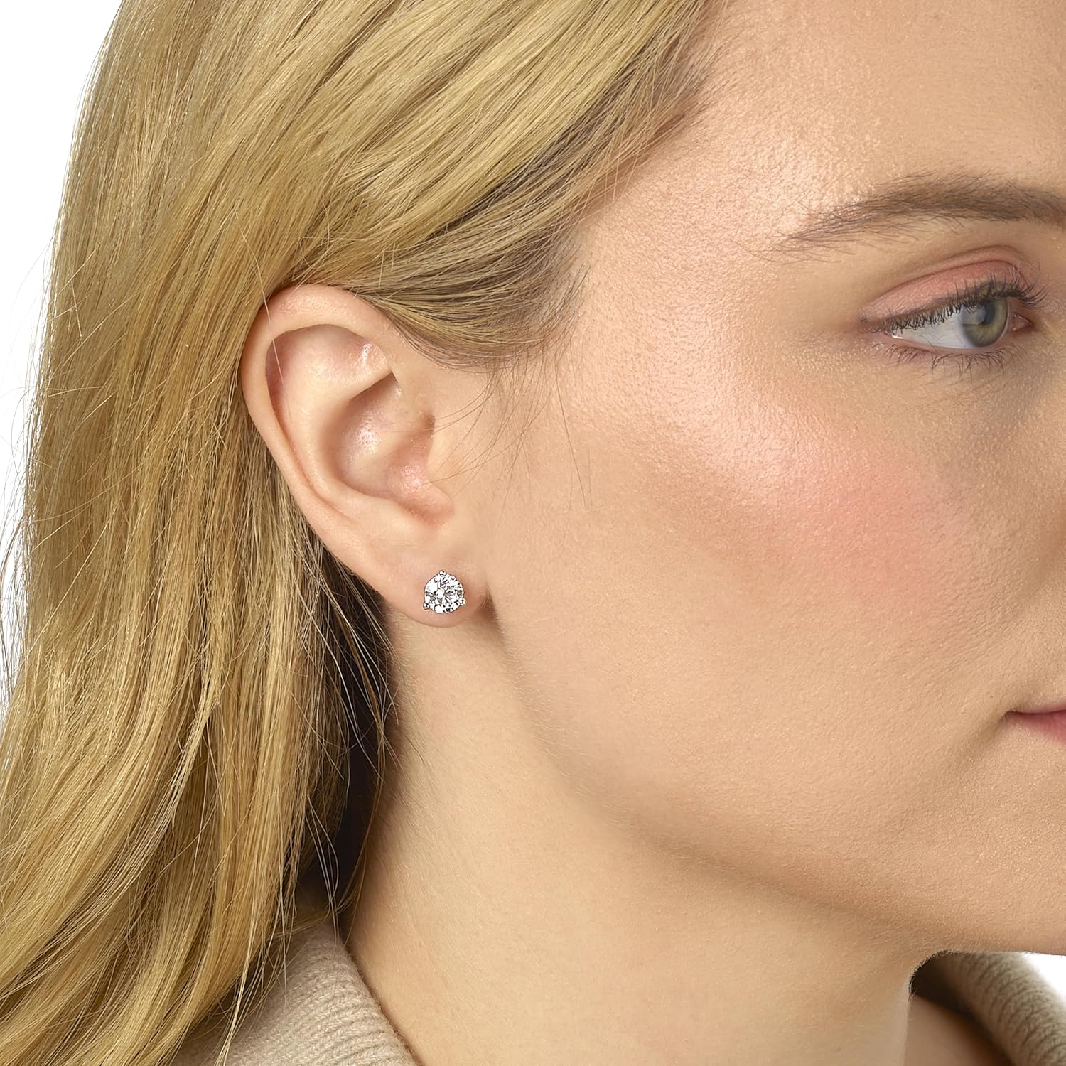 Sparkling Lab Diamond Studs